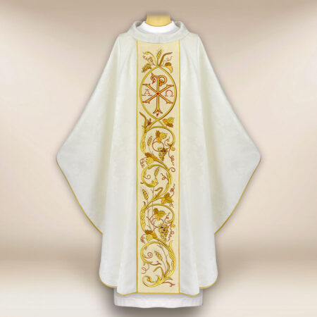 Casulla bordada con PX Christum