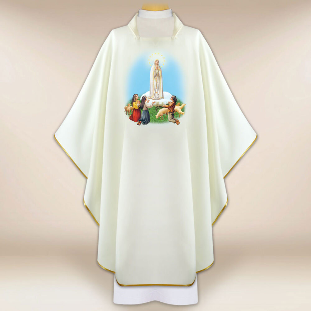 Casulla con imagen de la Madonna de Fátima
