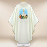 Casulla con imagen de la Madonna de Fátima