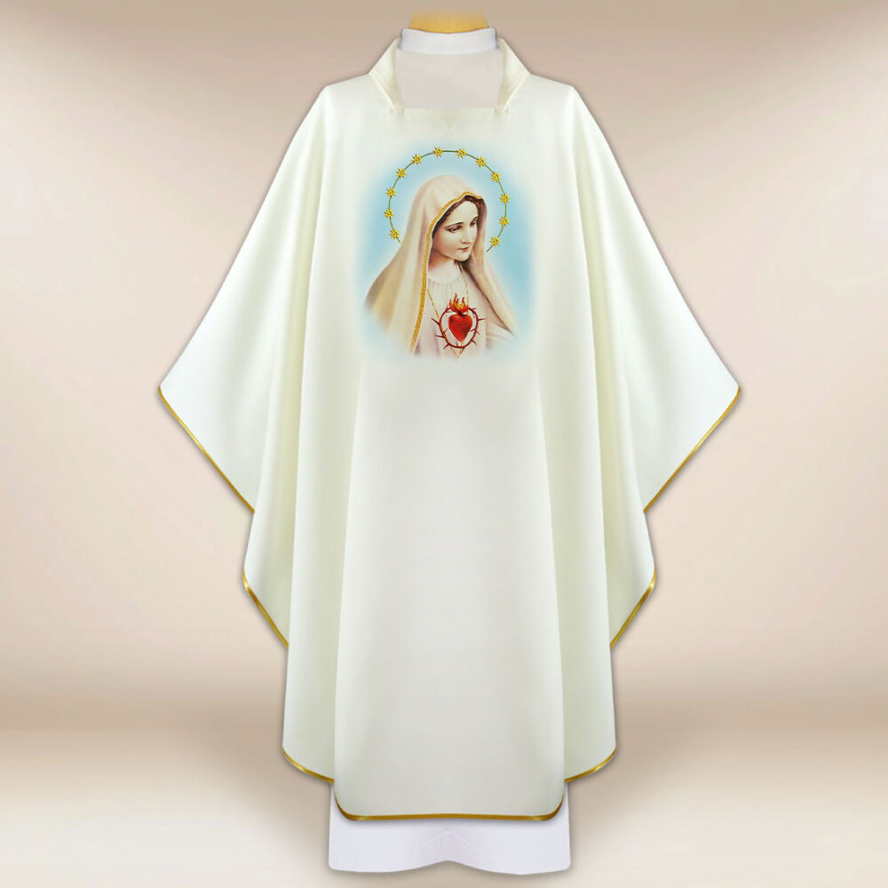 Casulla con imagen de la Madonna de Fátima