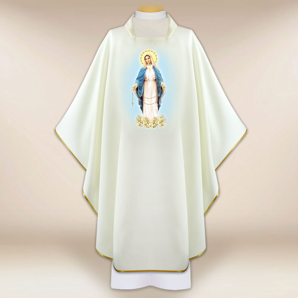 Casulla con imagen Madre de Dios del Rosario