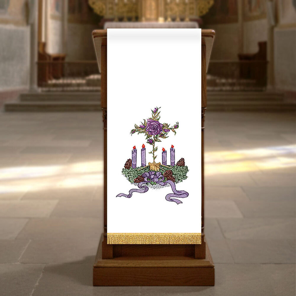 cubierta de ambón bordada de Adviento