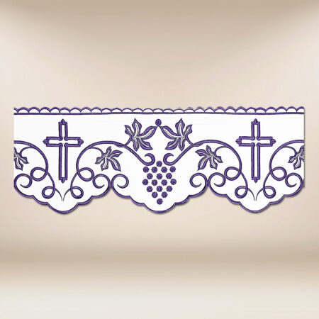 Encaje bordado morado