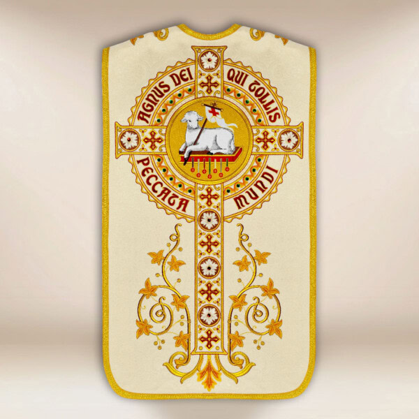 Casulla romana bordada «Cordero de Dios»