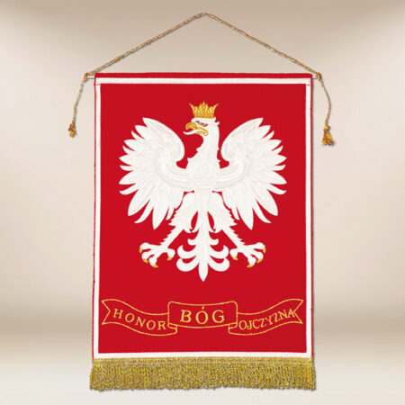 Bandera con el emblema de Polonia