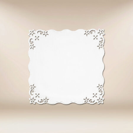 Cubierta bordada blanca 45x45