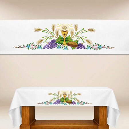 Mantel de altar con bordado eucarístico
