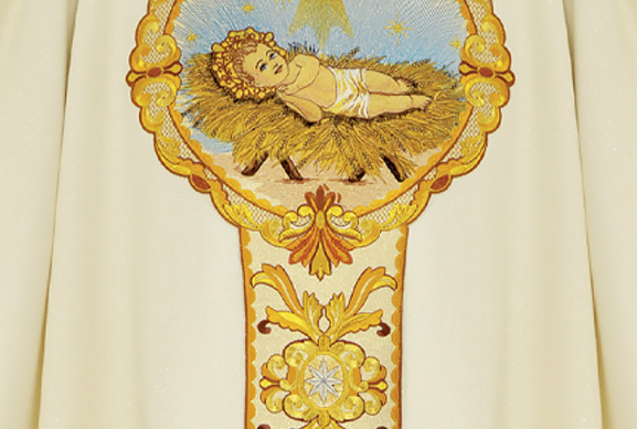 Detalle del bordado dorado en colección Ignis Sanctus