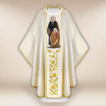 Casulla bordada Santa Madre María