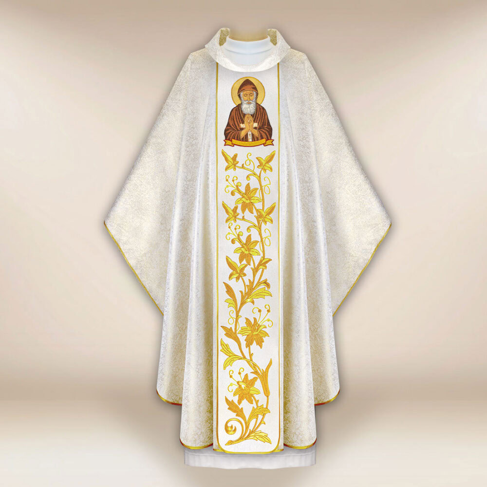 Casulla bordada San Charbel