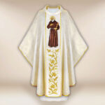 Casulla bordada San Padre Pío