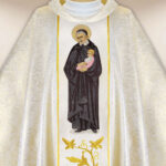 Casulla bordada San Vicente