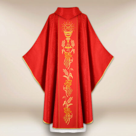 Casulla con pasillo bordado