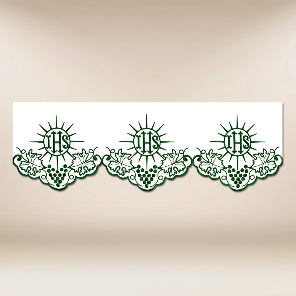 Encaje bordado verde