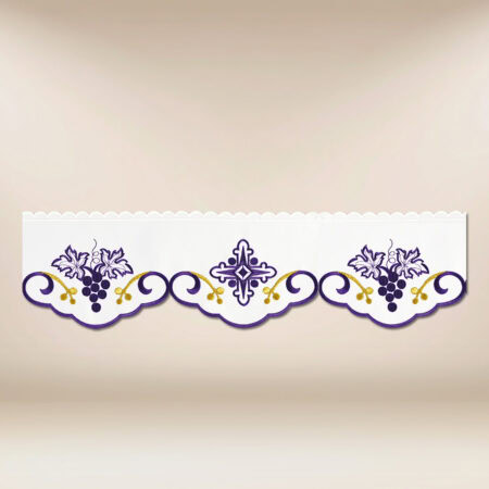 Encaje bordado con bordado morado