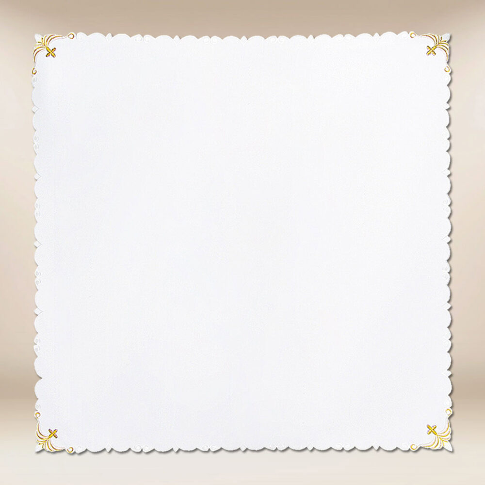 Cubierta bordada de dimensiones 110cm × 110cm