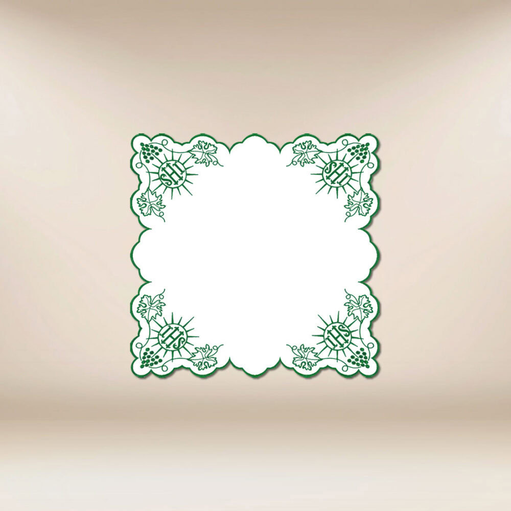 Cubierta bordada verde