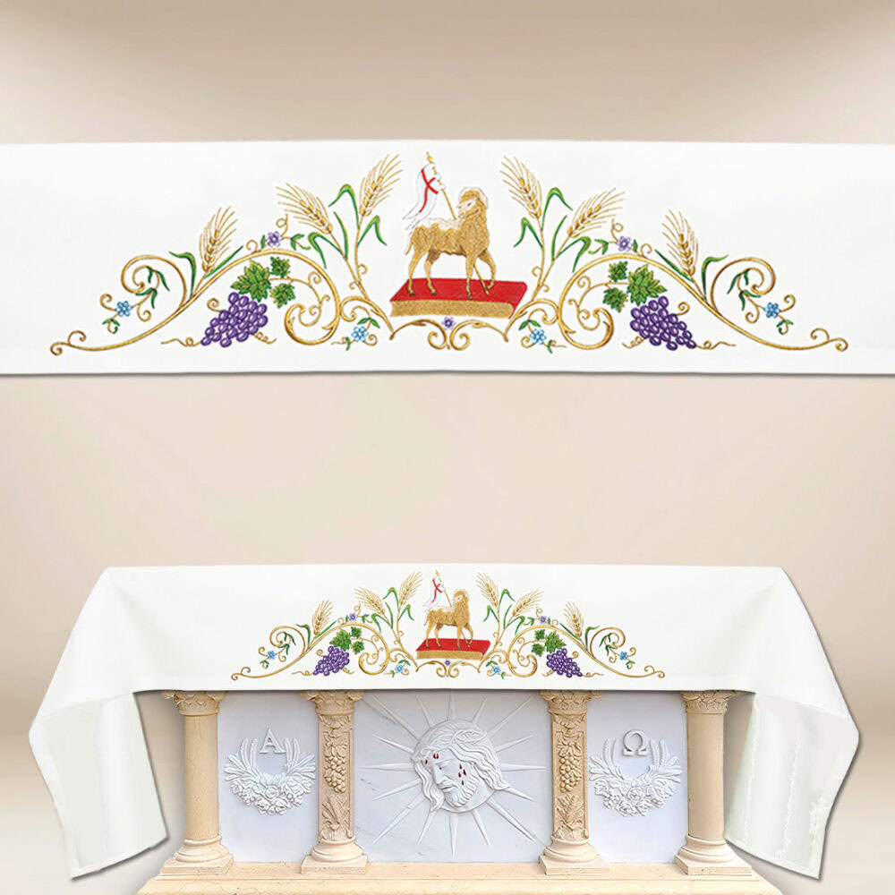 Mantel de altar que representa al Cordero Eucarístico