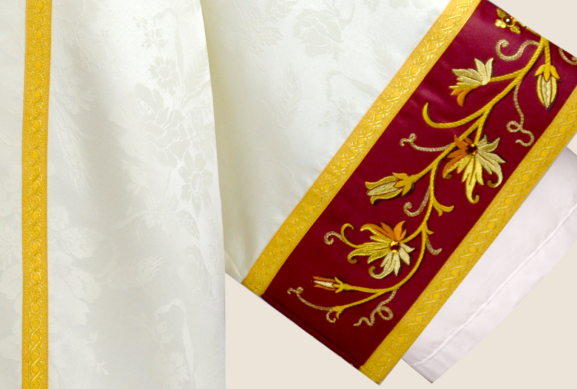 Casulla blanca para Corpus Christi y Primera Comunión