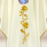 Casulla bordada Madonna Di Lourdes