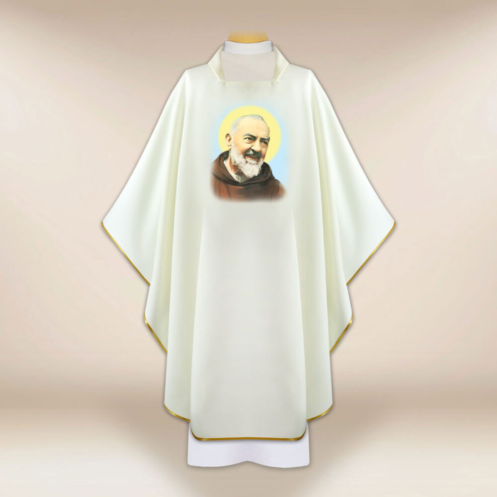 Casulla con imagen de San Padre Pío