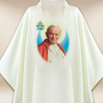 Casulla con imagen de San Juan Pablo II