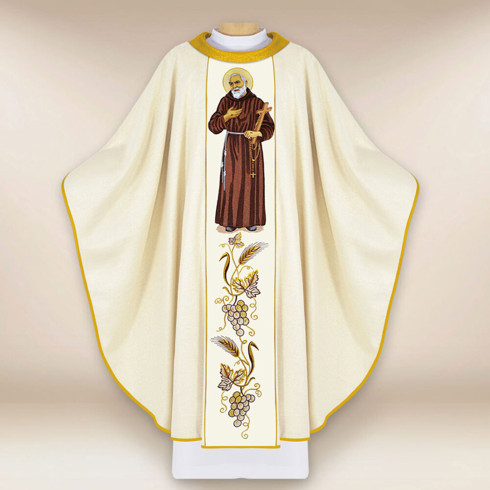 Casulla bordada San Padre Pío