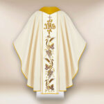 Casulla bordada San Padre Pío
