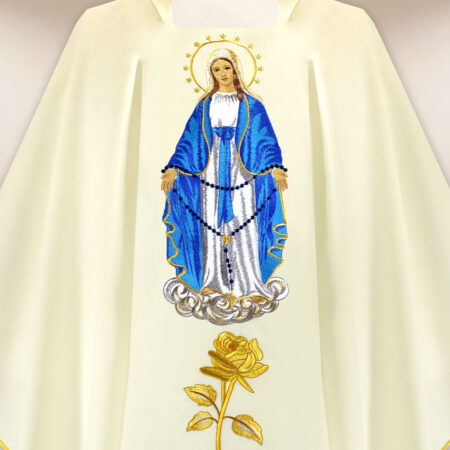 Casulla bordada Madre de Dios del Rosario