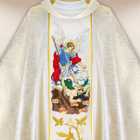 Casulla bordada San Miguel Arcángel