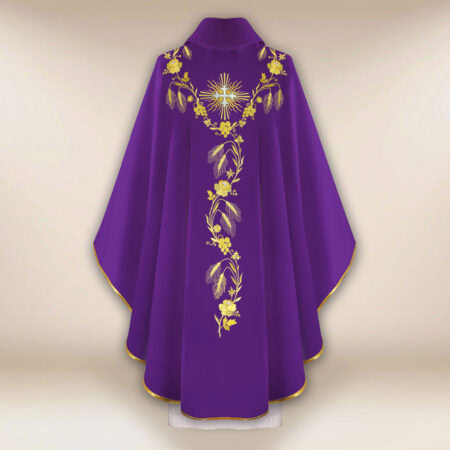 Casulla bordada IHS morada