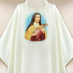 Casulla con imagen de Santa Teresa