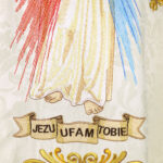 Casulla bordada litúrgica Jesús Misericordioso