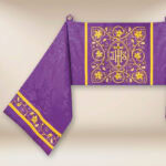 Velo humeral bordado morado
