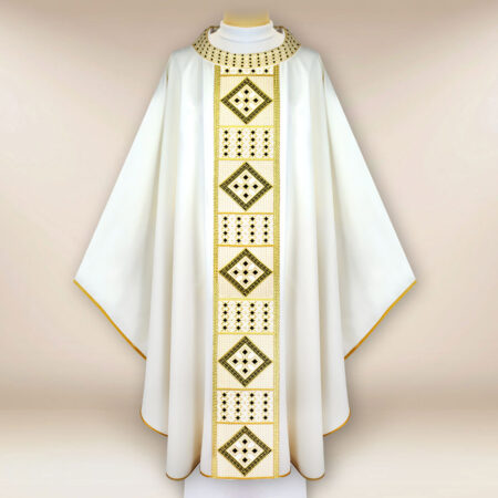 Ornat liturgiczny ecru haftowany