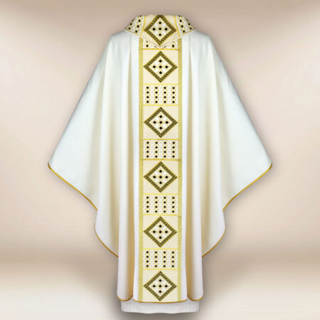 Ornat liturgiczny ecru haftowany