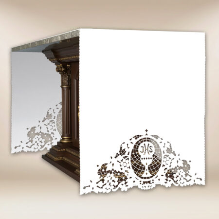 mantel con bordado lateral
