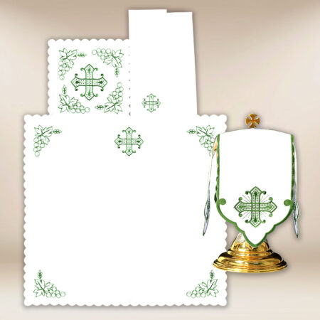Ropa de altar para el cáliz bordada verde